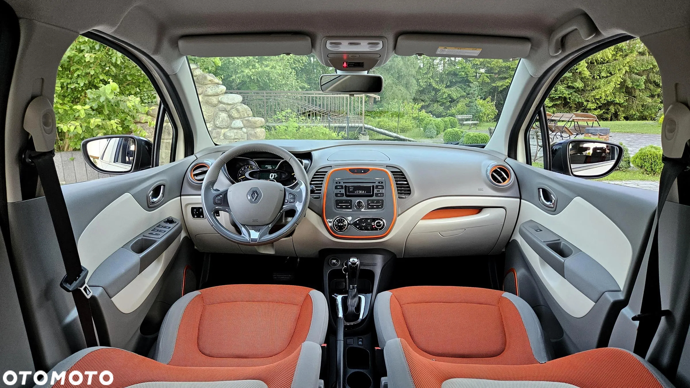 Renault Captur ENERGY TCe 120 EDC LIMITED - 28