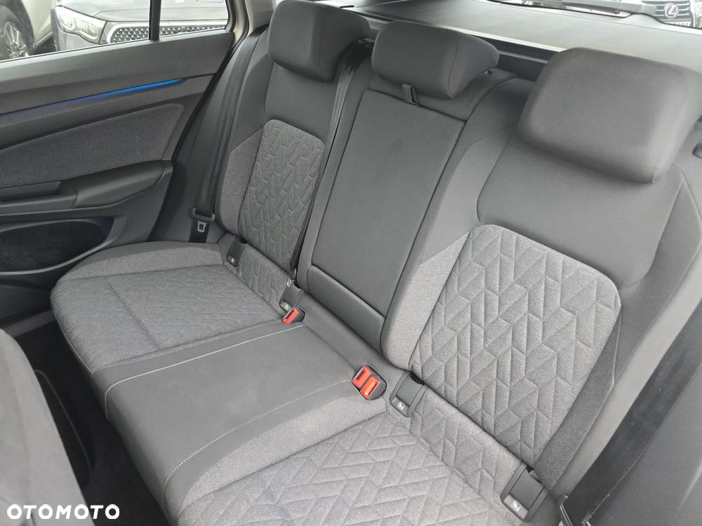 Volkswagen Golf - 14