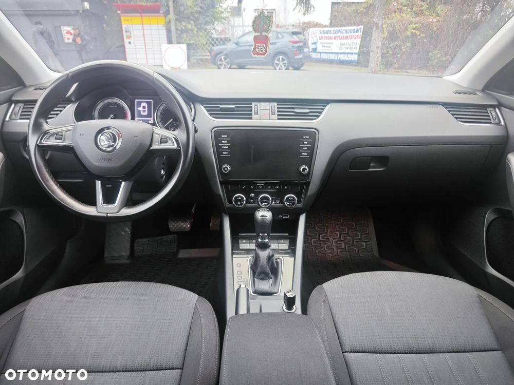 Skoda Octavia 2.0 TSI 4x4 Style DSG - 17