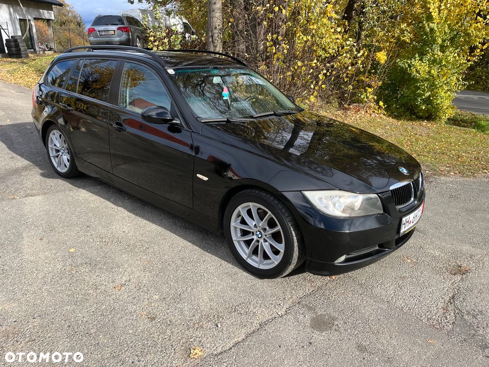 BMW Seria 3 320d DPF Touring - 3