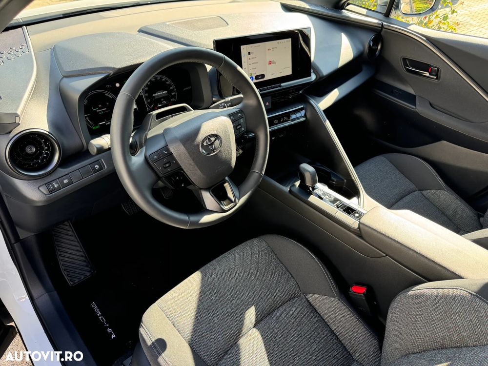Toyota C-HR 2.0 HEV 180 CP 4x2 CVT Dynamic - 11