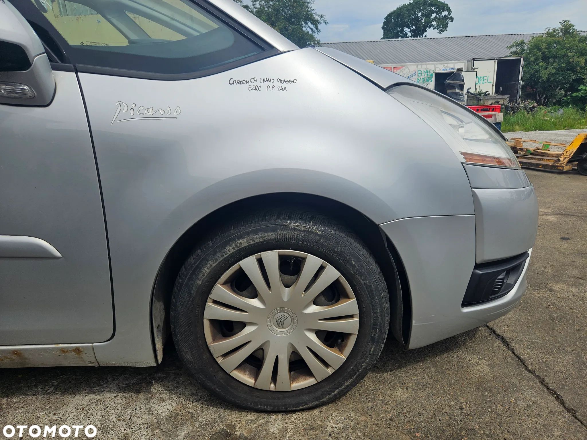 BŁOTNIK PRAWY PRZÓD PRZEDNI EZRC CITROEN C4 GRAND PICASSO - 1