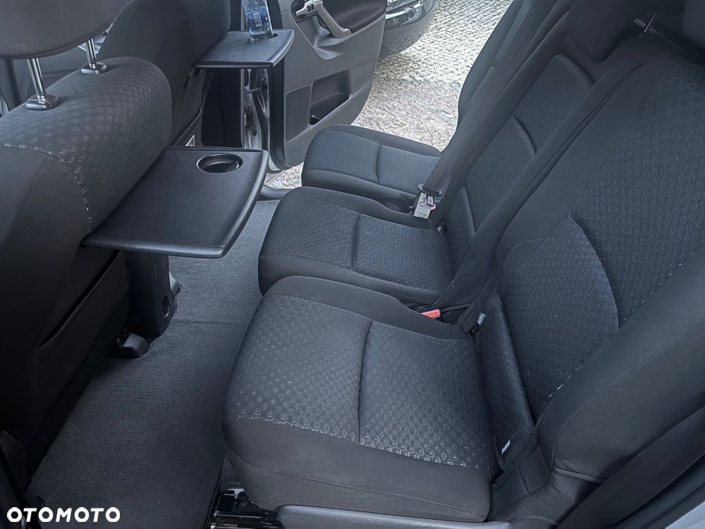 Toyota Verso 2.0 D-4D 2010 7os - 13