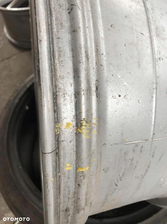Aluminiowa felga BMW 9Jx19EH2+ IS40 - 2