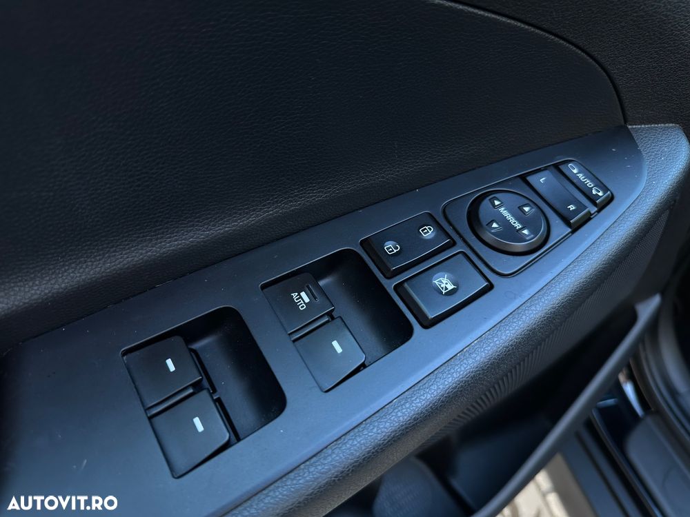 Hyundai Tucson 2.0 CRDI 4WD Automatik Style - 15