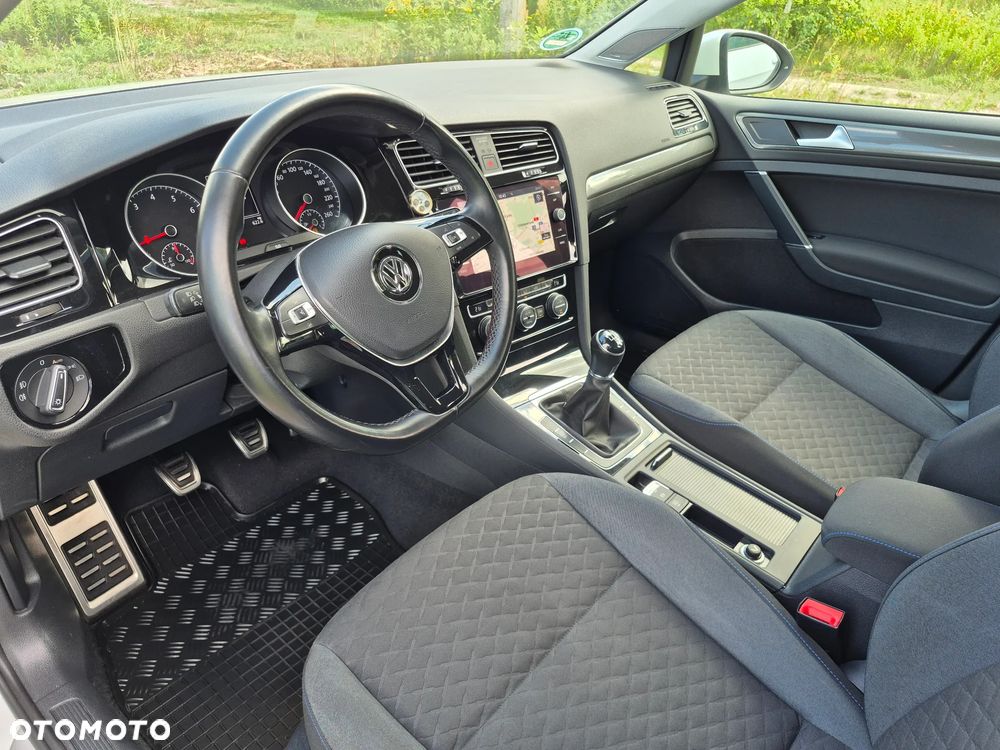 Volkswagen Golf 1.0 TSI OPF Join - 26