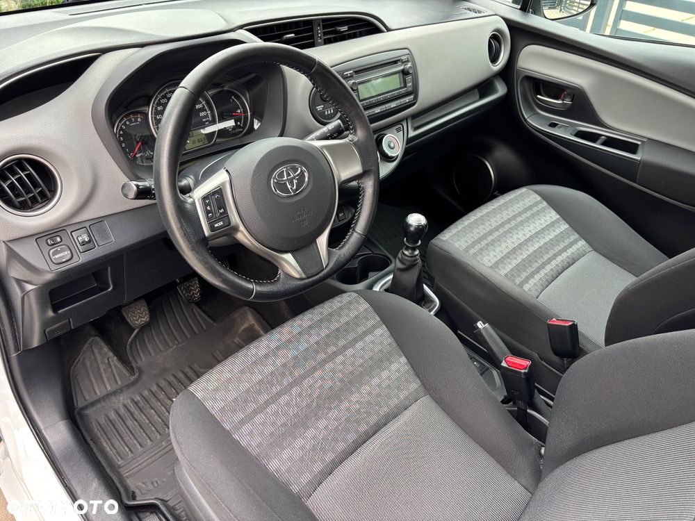 Toyota Yaris 1.33 Active - 21
