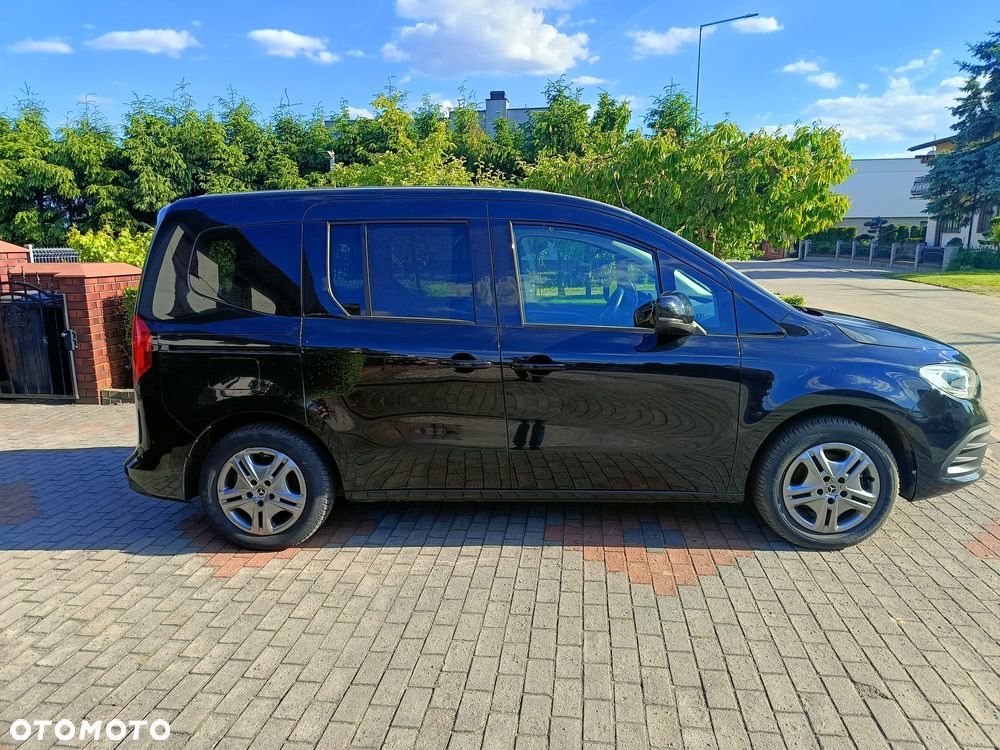 Mercedes-Benz Klasa T 180 d Automatik Style - 3