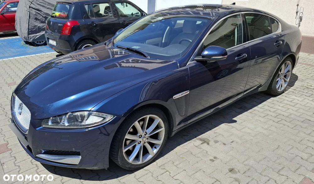 Jaguar XF 3.0 V6 D Premium Luxury - 1
