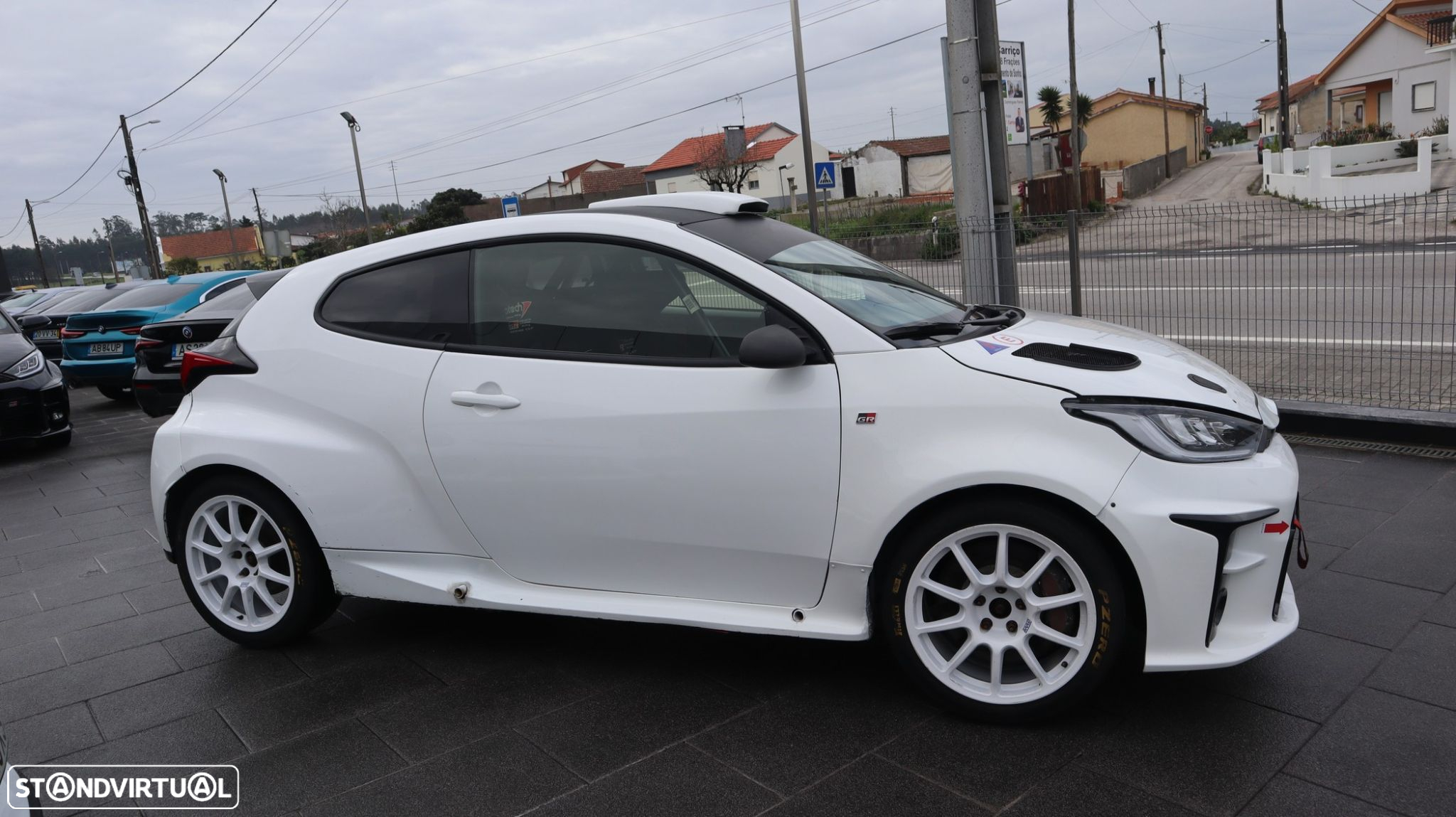 Toyota Yaris - 8