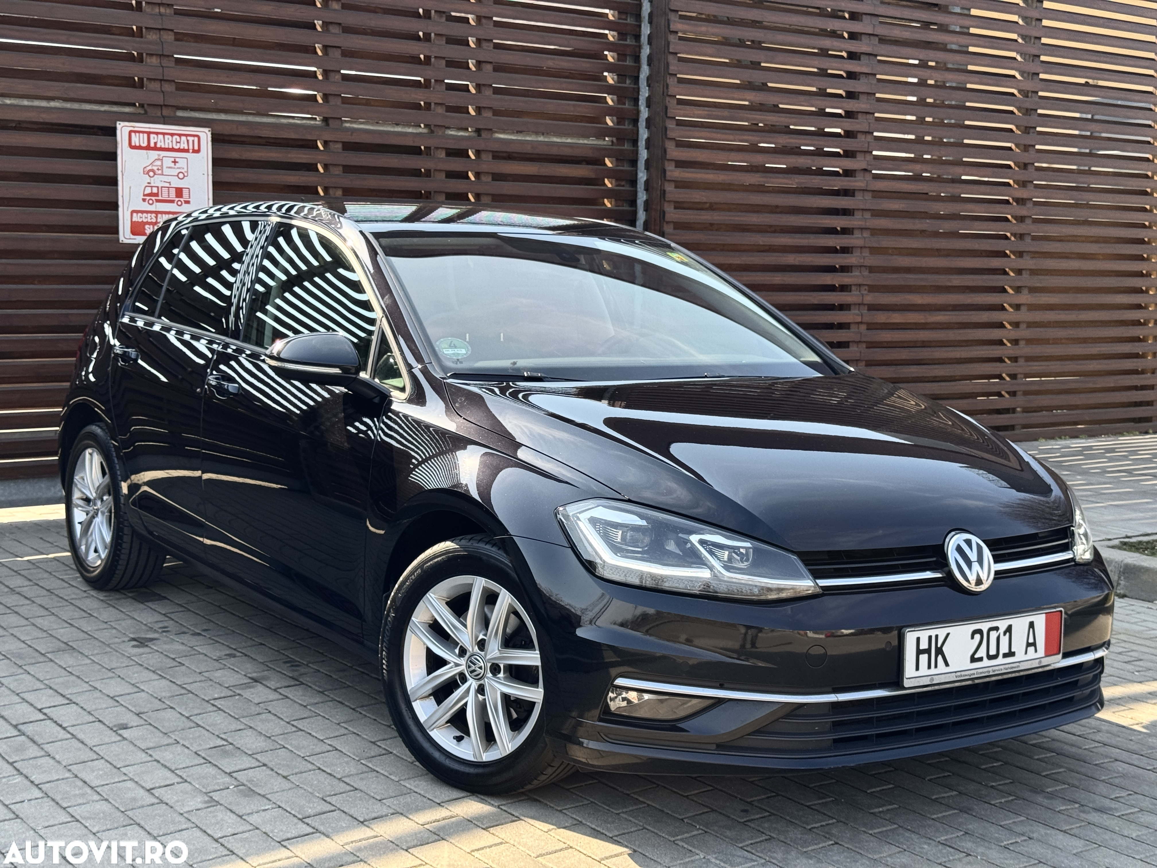 Volkswagen Golf 1.6 TDI DSG Highline - 37