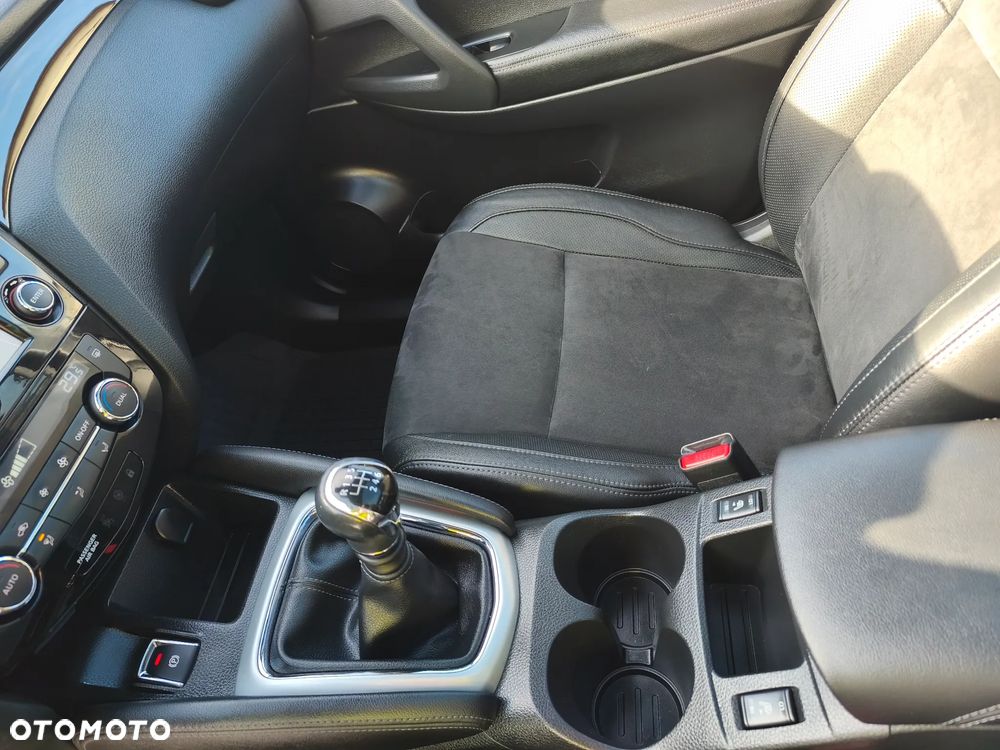 Nissan Qashqai 1.2 DIG-T 360 - 18