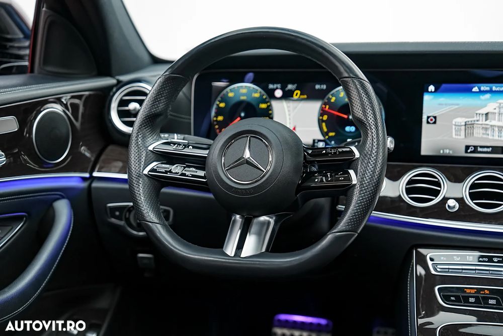 Mercedes-Benz E 300 9G-TRONIC AMG Line - 16