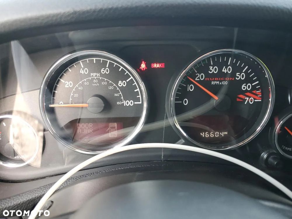 Jeep Wrangler - 11