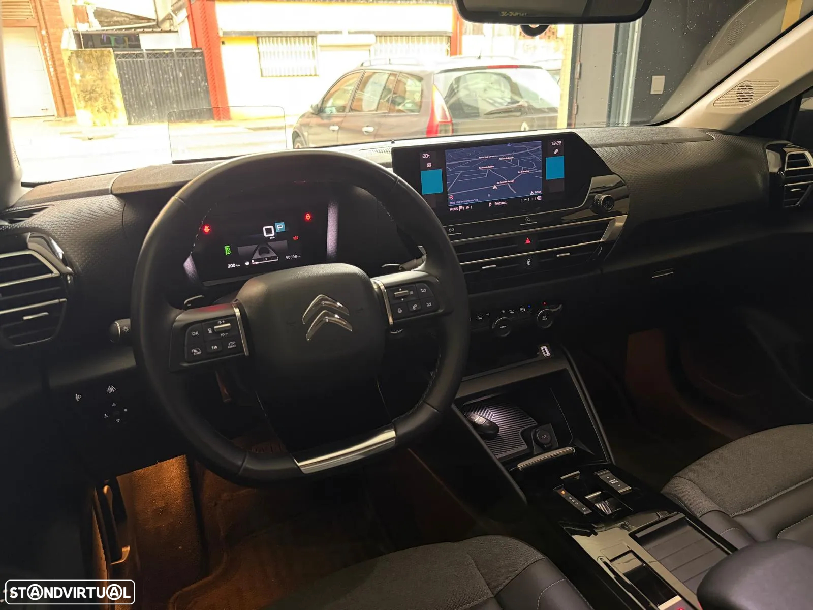 Citroën C4 1.5 BlueHDi Shine Pack EAT8 - 18