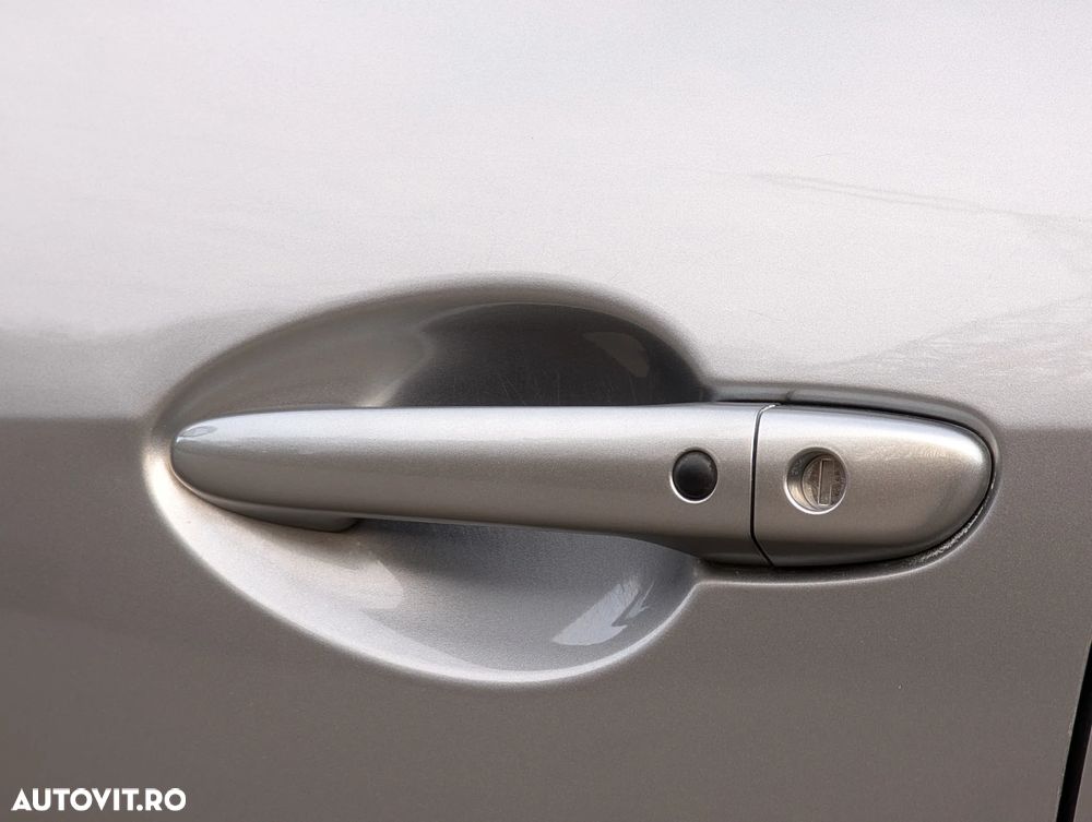 Mazda 3 2.0 MZR DISI Exclusive-Line - 21