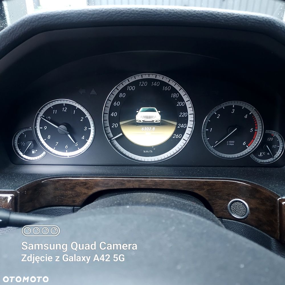 Mercedes-Benz Klasa E 200 T CDI DPF BlueEFFICIENCY - 2