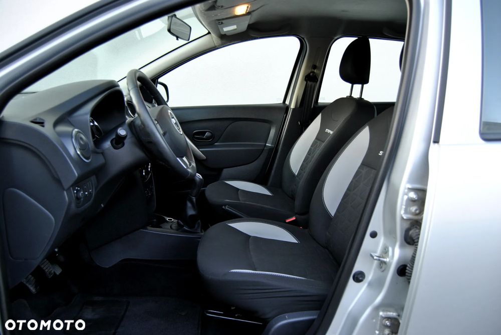 Dacia Sandero Stepway TCe 90 (S&S) Prestige - 17