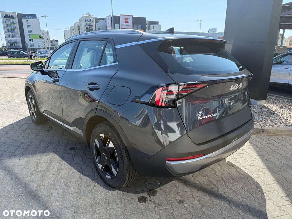 Kia Sportage 1.6 T-GDI M 2WD DCT - 11