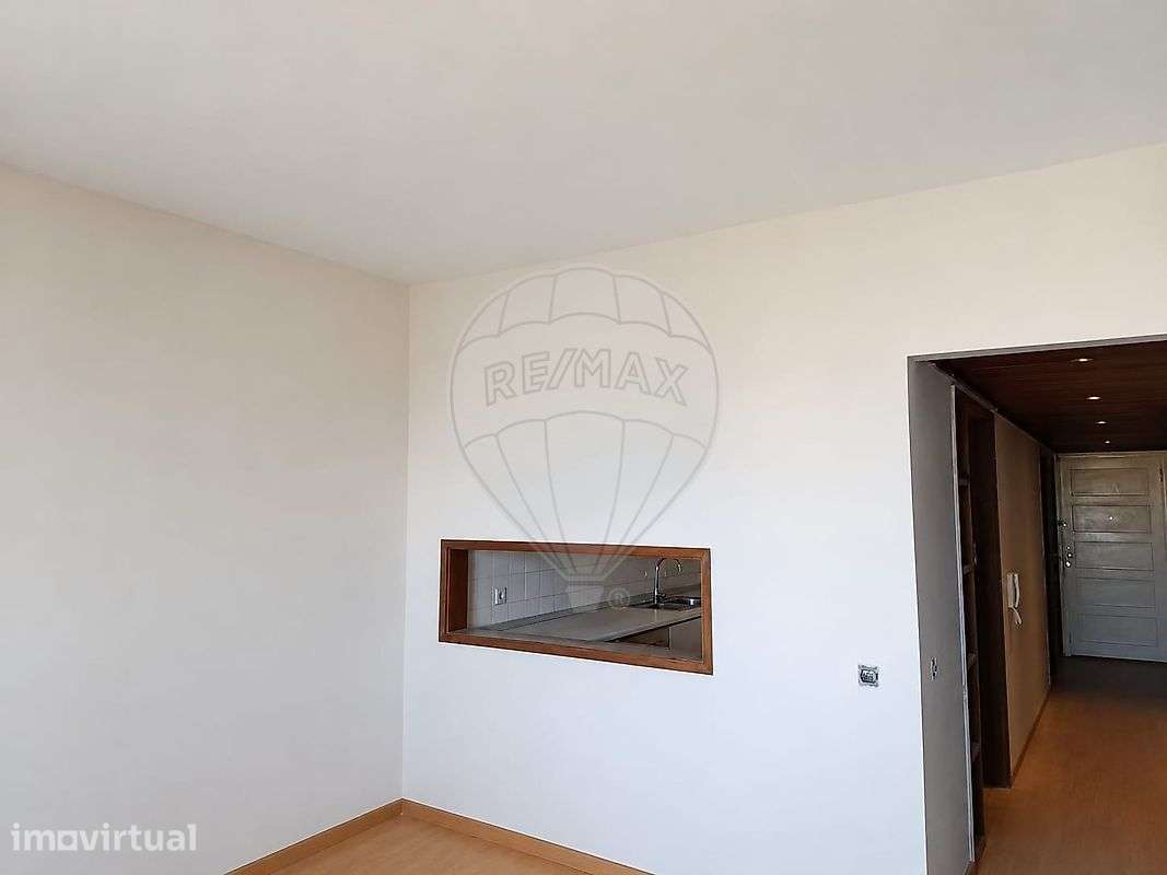 Apartamento T2 para arrendamento - Grande imagem: 2/5