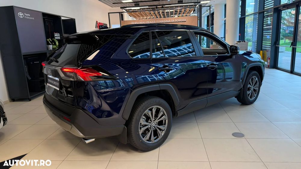 Toyota RAV4 - 4