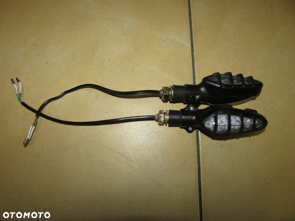 ZONTES G1 125 scrambler kierunkowskaz - 1