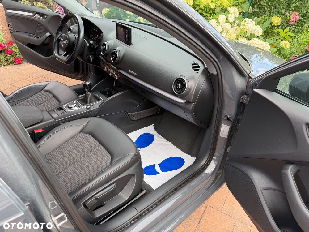 Audi A3 Sportback 2.0 TDI Ambition - 22