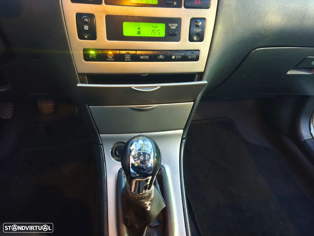 Toyota Corolla SW 1.4 D-4D AC - 6