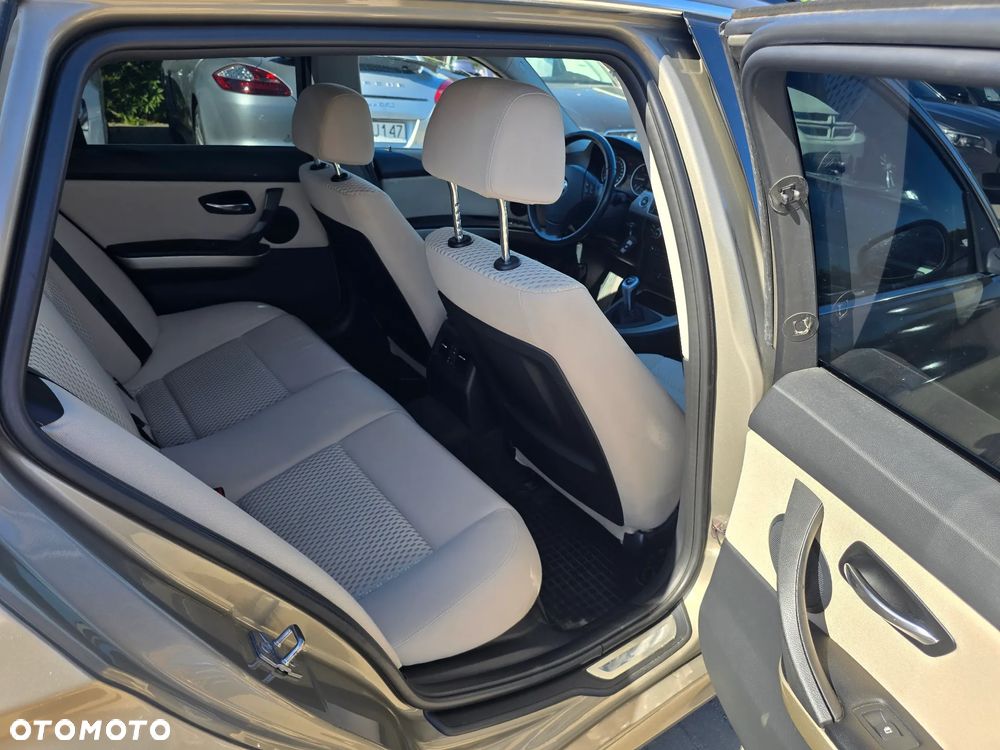 BMW Seria 3 - 11