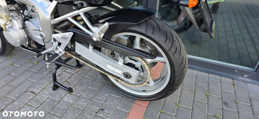 Yamaha FZ6 - 35