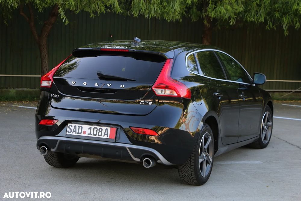 Volvo V40 D3 Aut. R-Design - 4