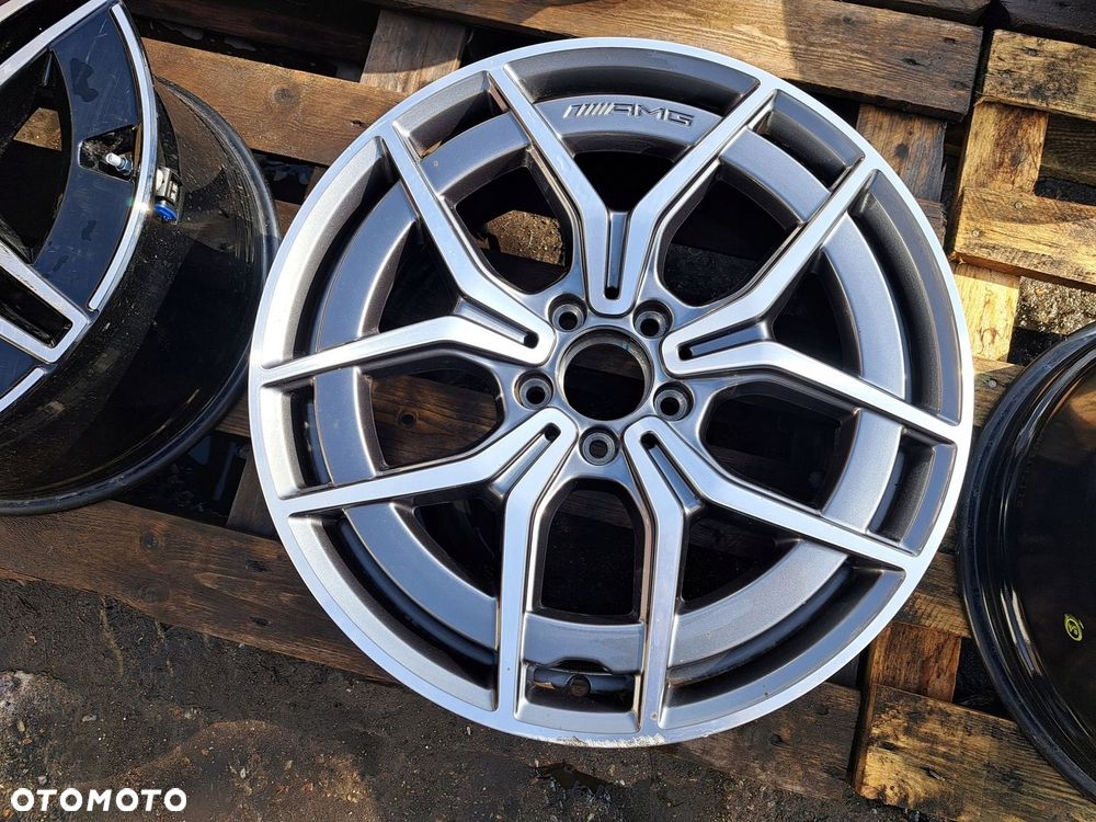 Oryg. Mercedes E-Klasa 213 A213 A2134016500 8j 19 et43 AMG 5013 - 1