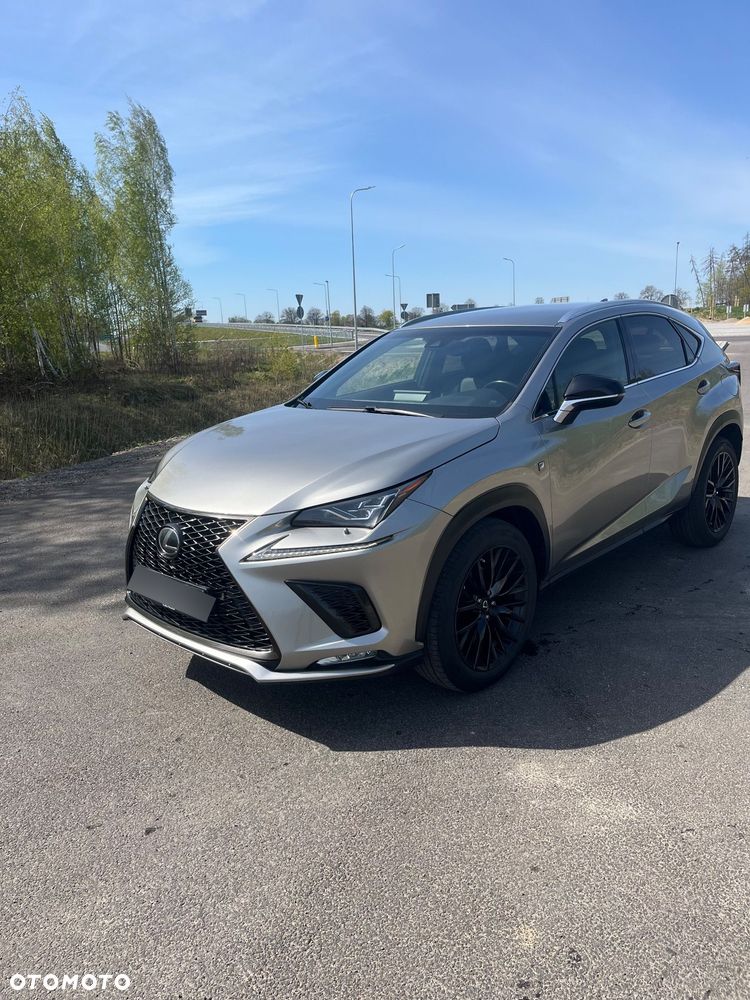 Lexus NX 300 F Sport AWD - 3