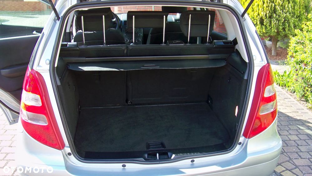 Mercedes-Benz Klasa A 150 - 16