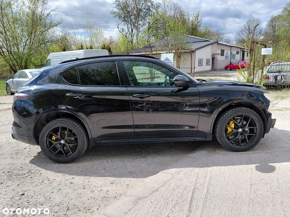 Alfa Romeo Stelvio 2.0 Turbo Veloce TI Q4 - 5