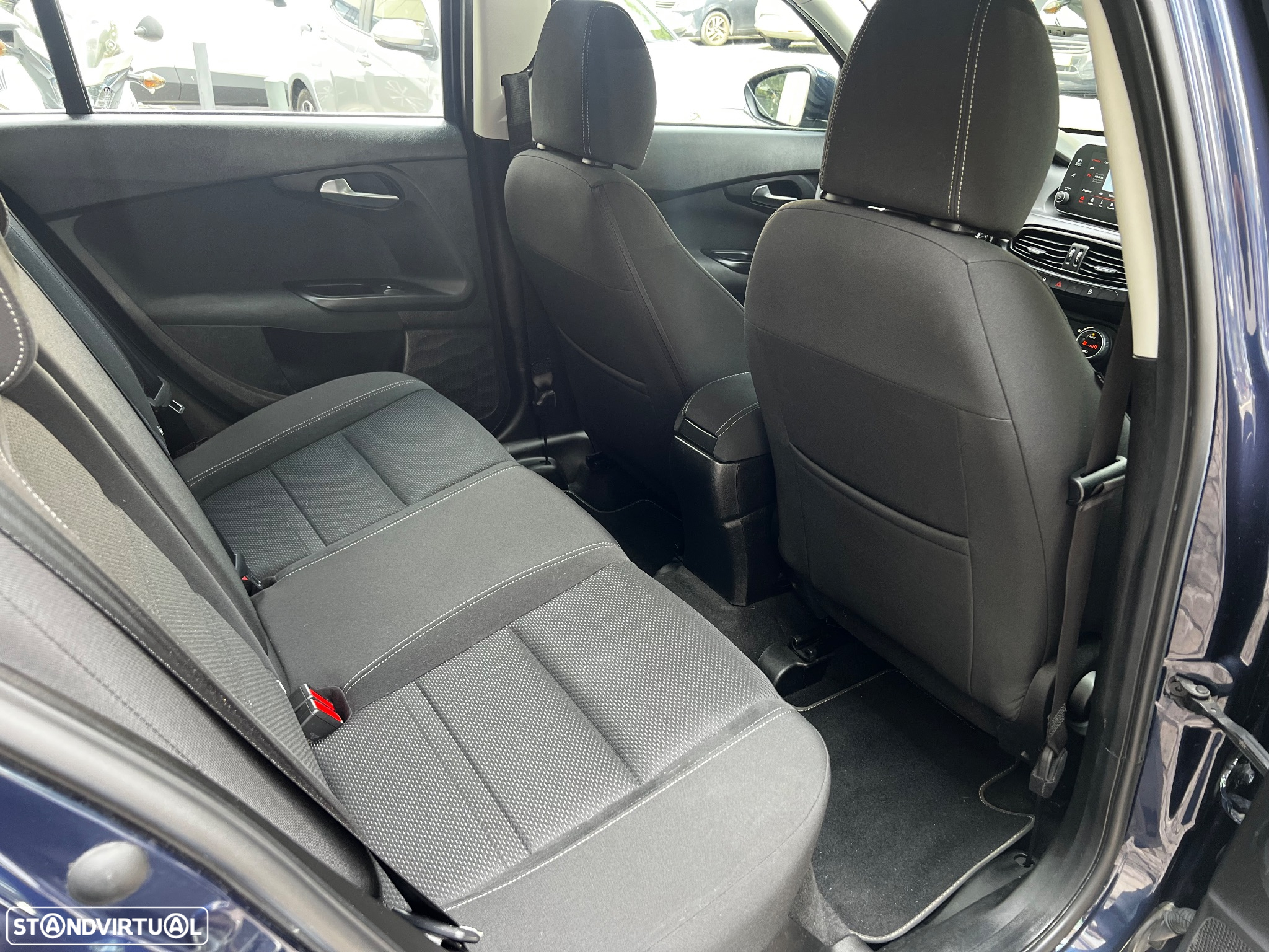 Fiat Tipo 1.3 M-Jet Lounge Tech - 30