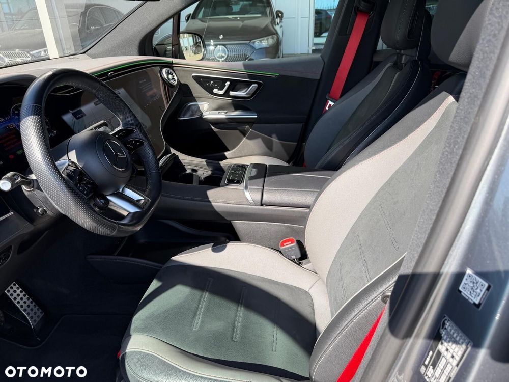 Mercedes-Benz EQE AMG 43 90.5kWh 4-Matic - 11