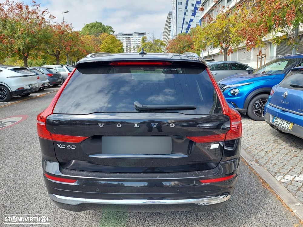 Volvo XC 60 2.0 T6 PHEV Core AWD - 5