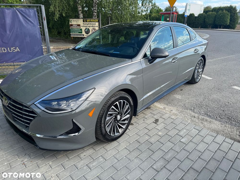 Hyundai Sonata - 21