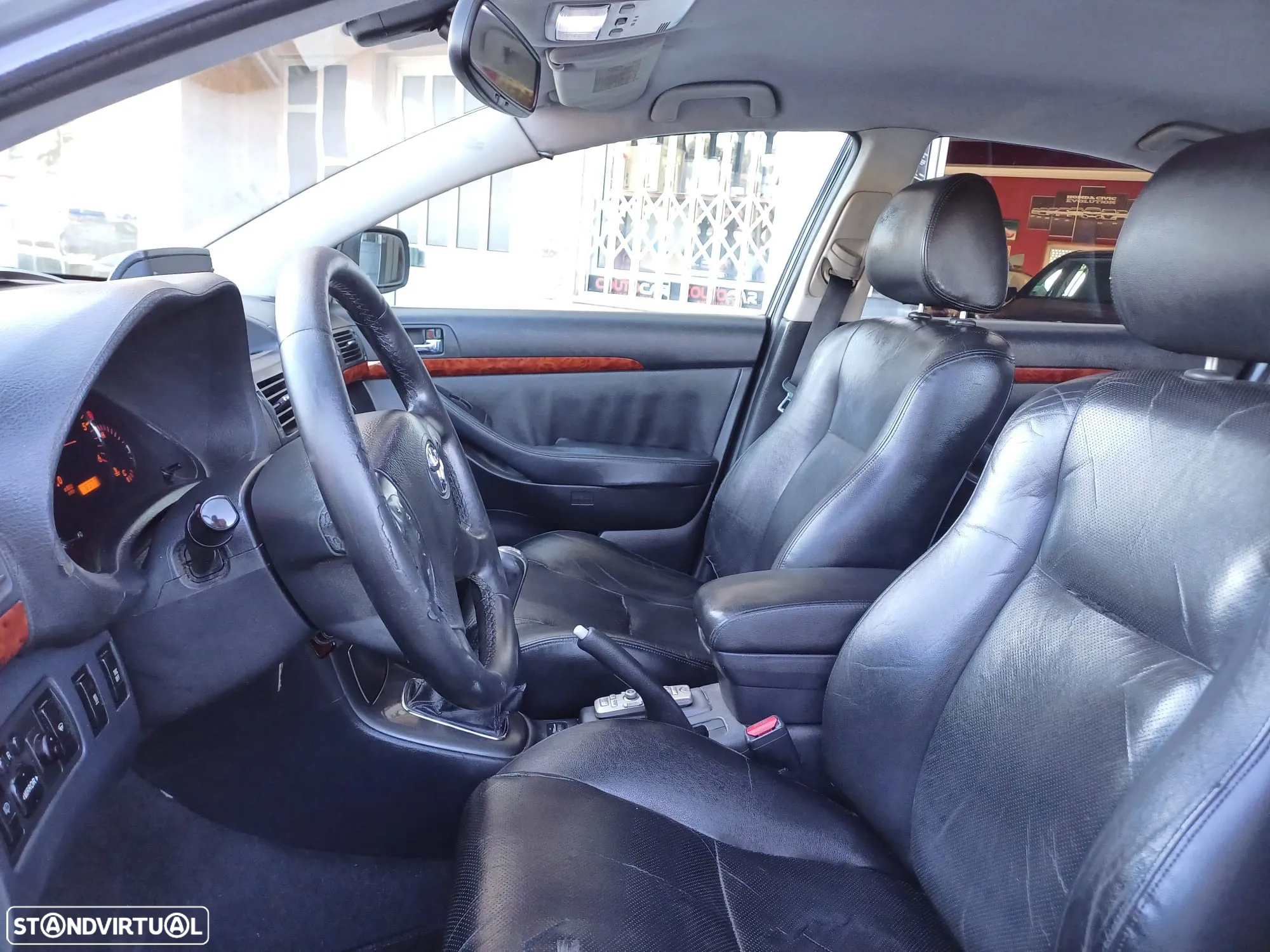 Toyota Avensis SD 2.0 D-4D Sol - 7