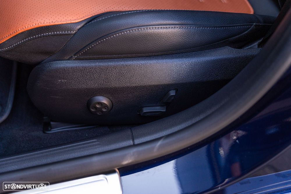 Mercedes-Benz C 300 e T 9G-TRONIC AMG Line - 10