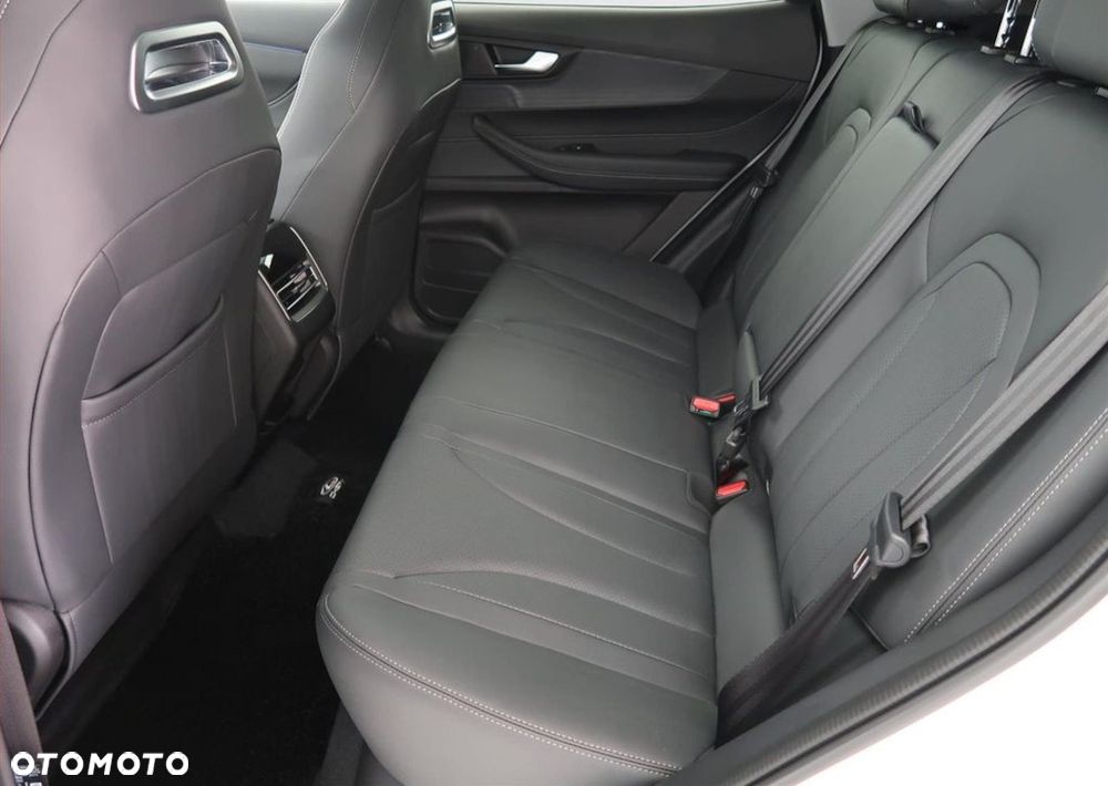 Chery Tiggo 4 1.5 GDI HEV Prestige DHT - 13