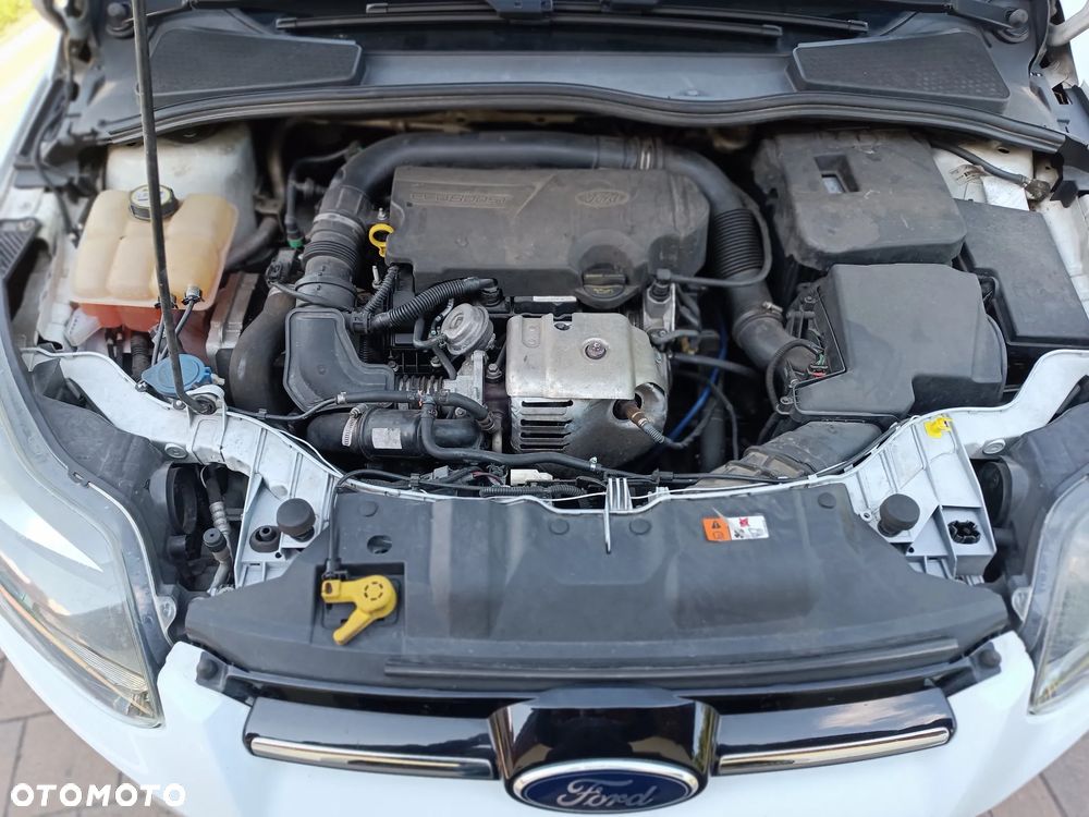 Ford Focus 1.0 EcoBoost Titanium - 12