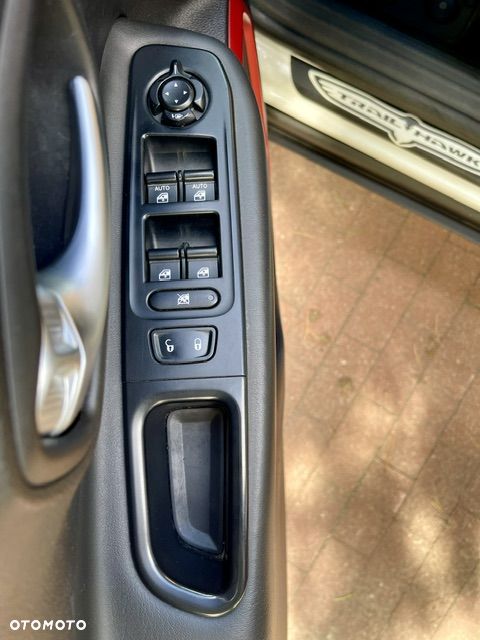Jeep Renegade - 25