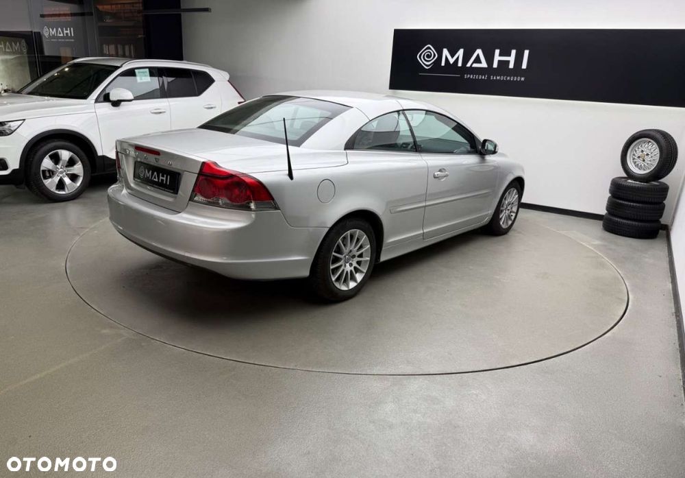 Volvo C70 - 12
