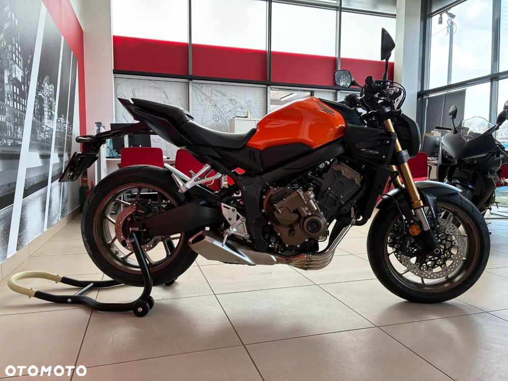 Honda CB - 7