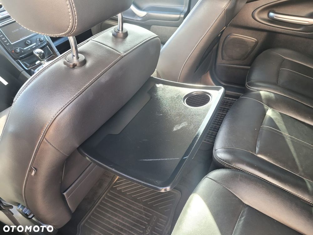 Ford S-Max 2.0 TDCi DPF Titanium X - 19