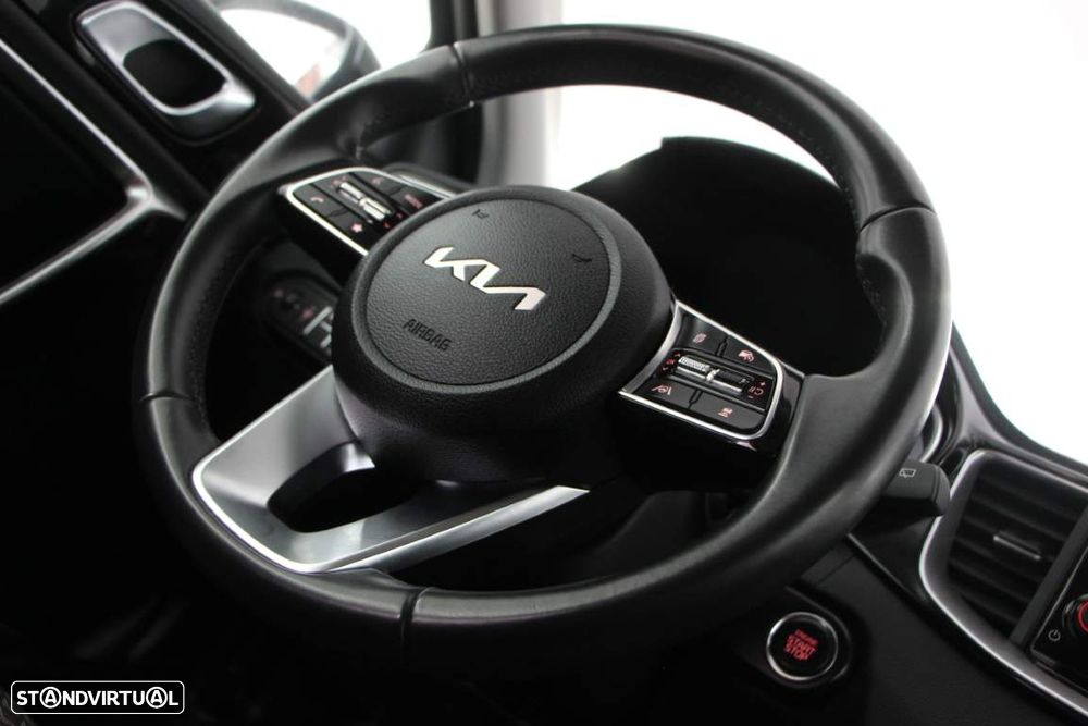 Kia XCeed 1.6 GDi PHEV Drive - 14