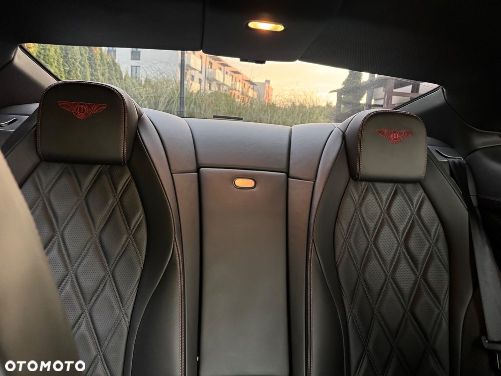 Bentley Continental GT Speed - 24