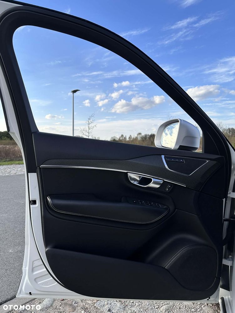 Volvo XC 90 T6 AWD R-Design - 31